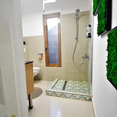 Andrea Διαμέρισμα *